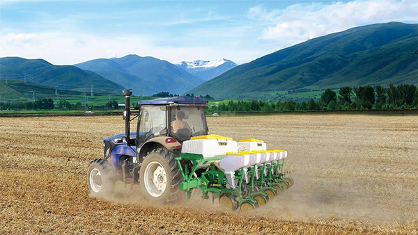 Focusing on high-end agricultural implement3
