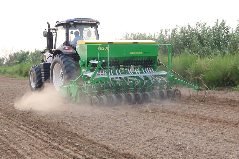 Versatile Precision Grain Drill3